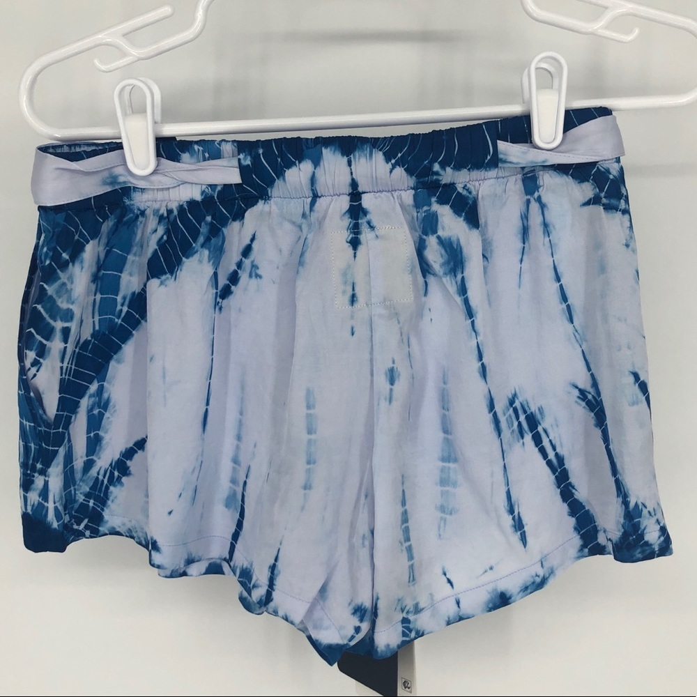 Chaser New Tie Dye Blue Silky Shorts Size XS & M - Picture 2 of 5